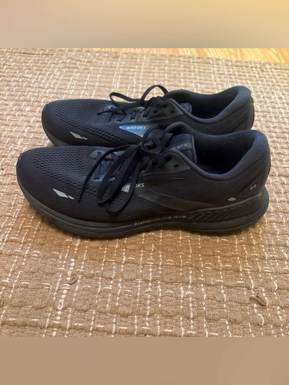 Brooks Men's Adrenaline GTS Running Shoes - Black